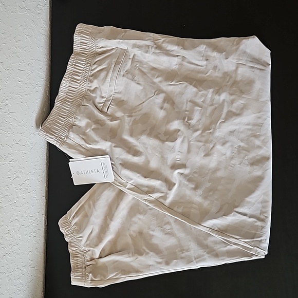 NWT Athleta Brooklyn Camo Joggers size 24 - Picture 2 of 13